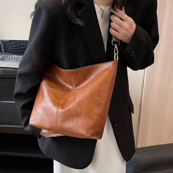 Vintage Design Hobo Bag NEW Camel - Picture 2 of 8